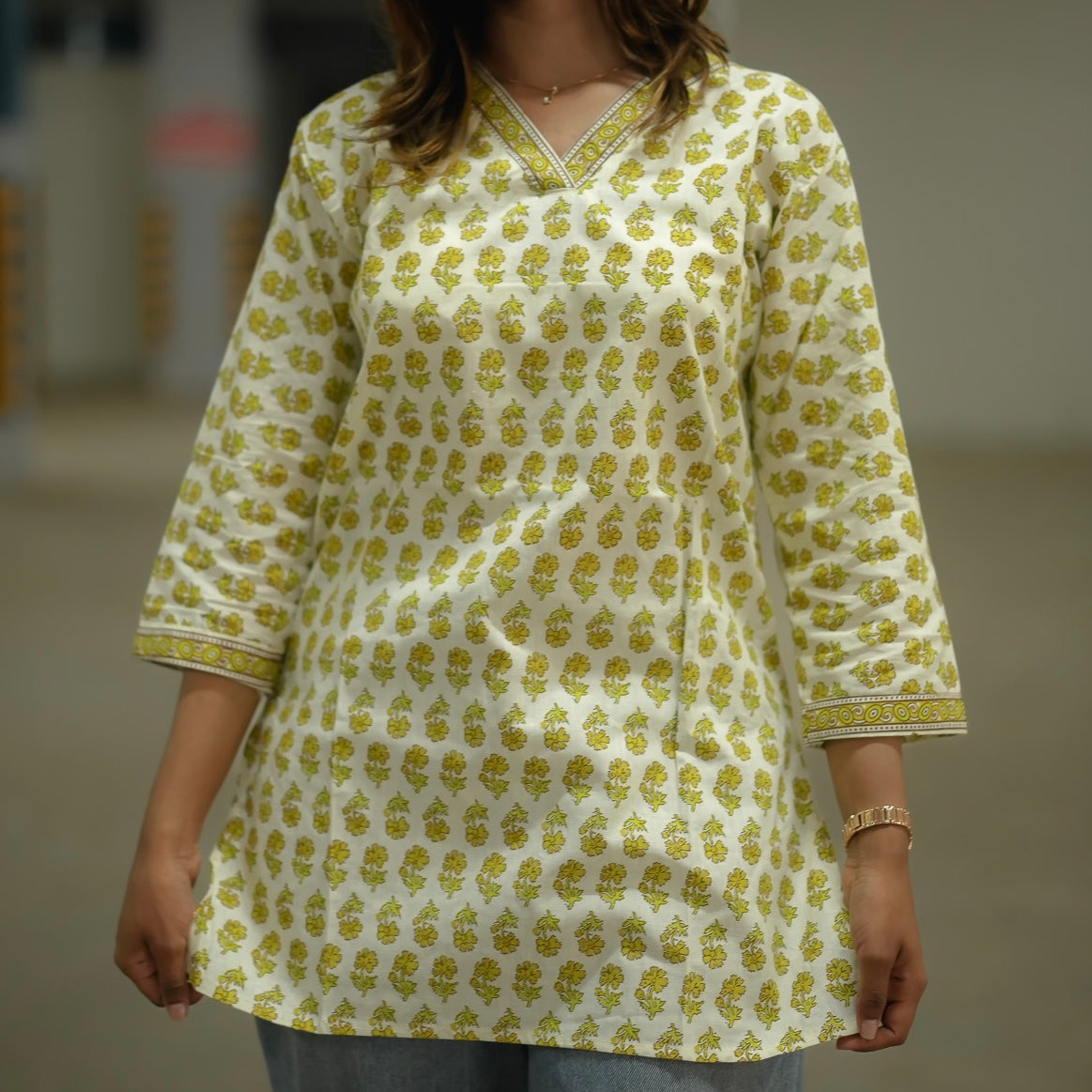 Ruhi Kurti