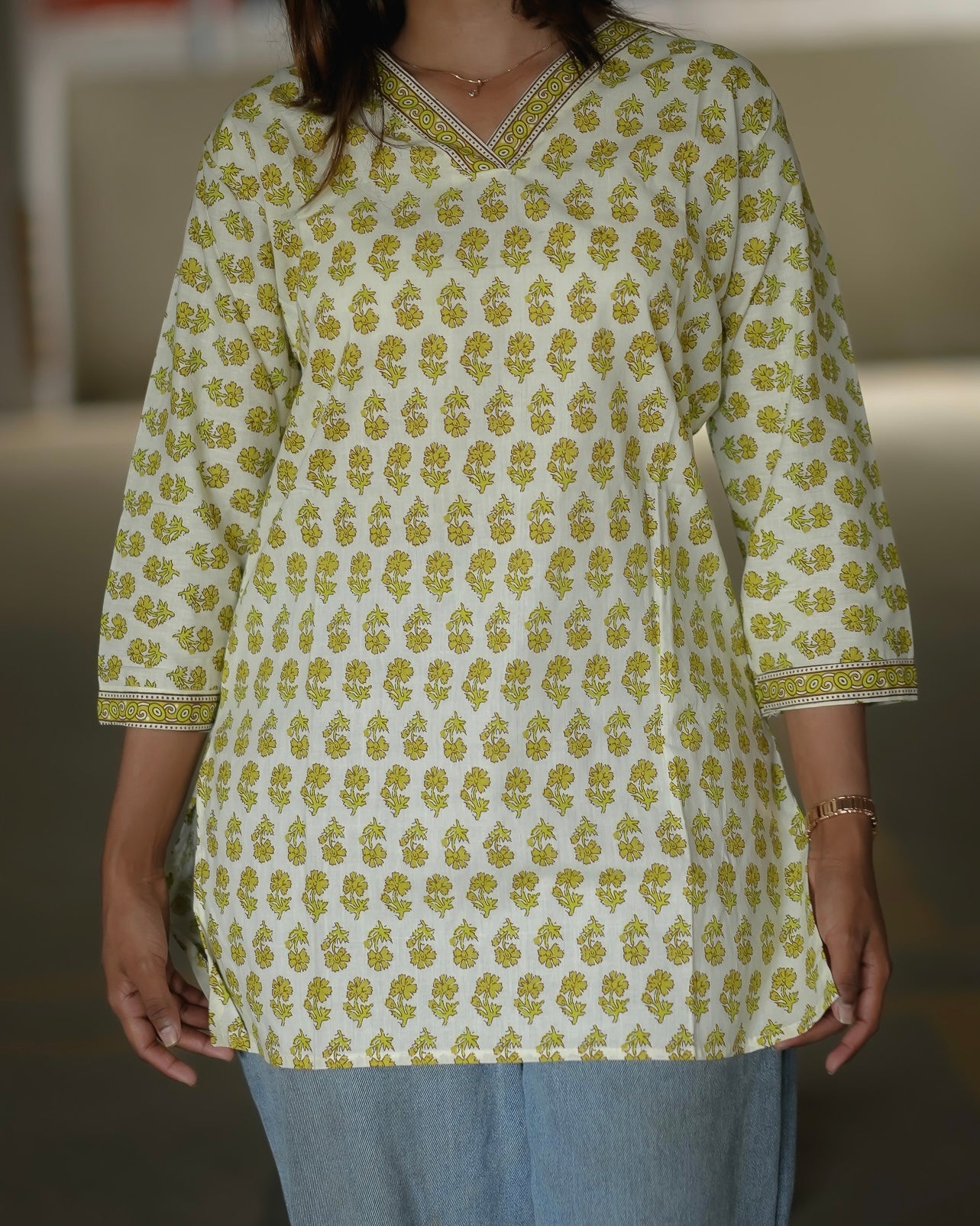 Ruhi Kurti